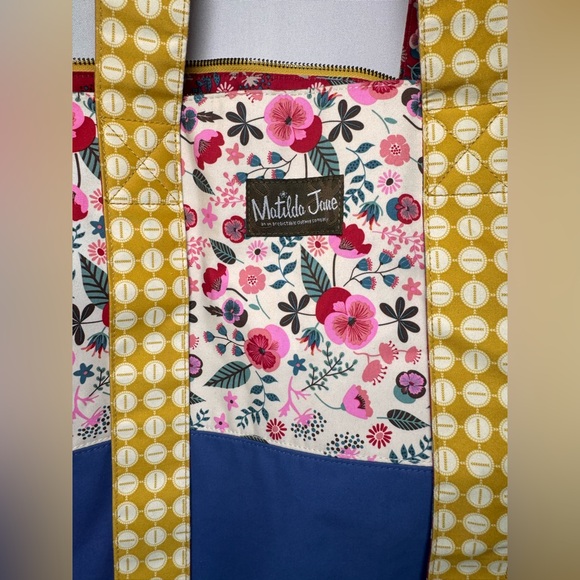Matilda Jane Going Somewhere Large Tote- Like New - Picture 4 of 6